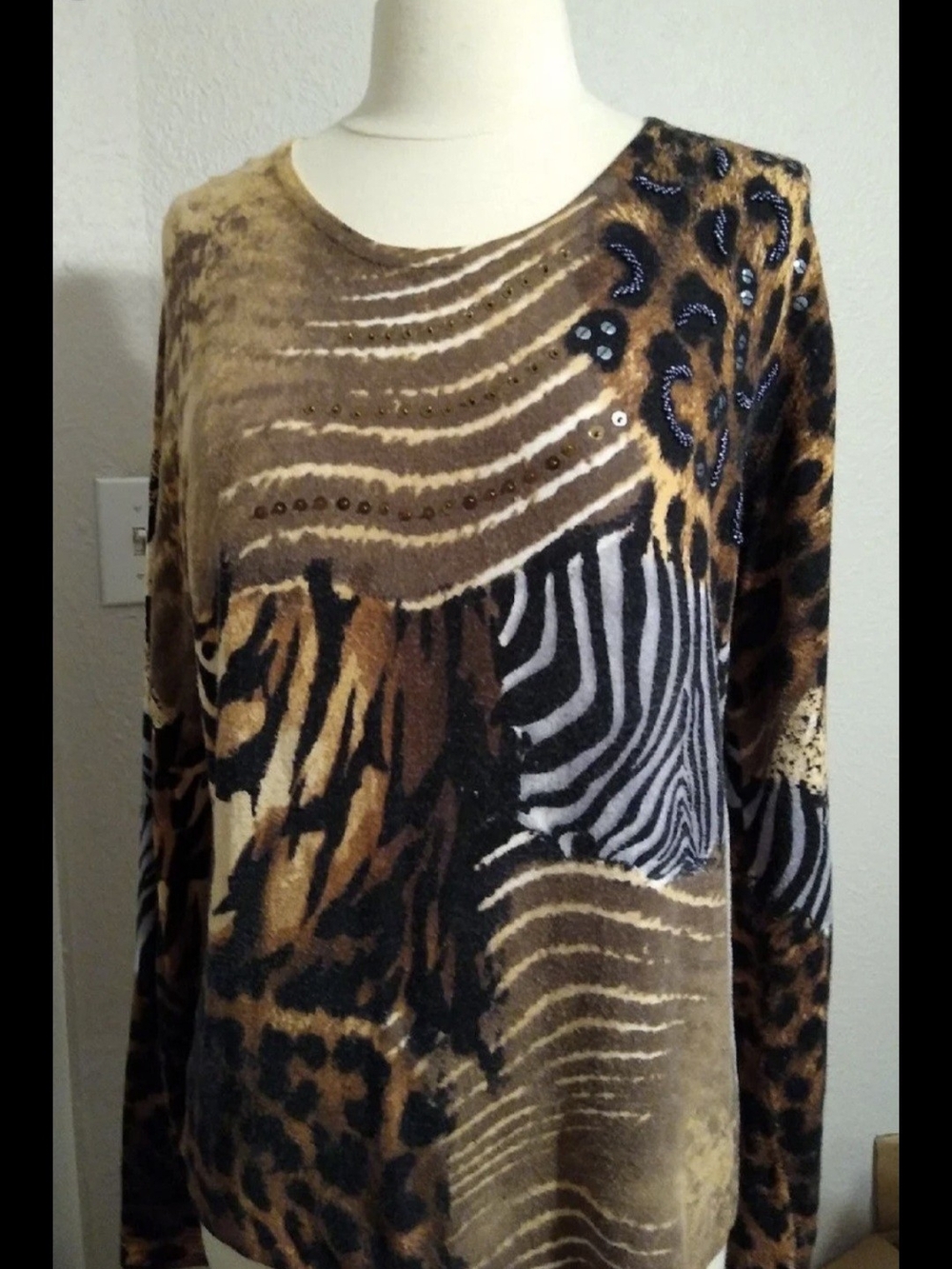 Pierri animal print top SZ Medium Sweater